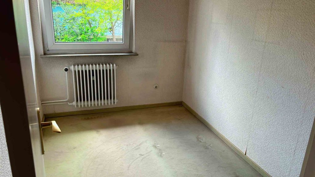 Nach der Entrümplung in Achim Baden