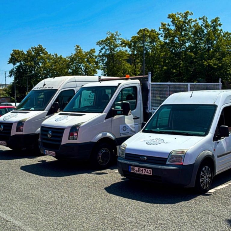 Fahrzeuge der Bremer Helden im täglichen Einsatz